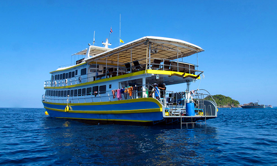 Oktavia 96' Motor Yacht Scuba Charter In Tambon Khuekkhak