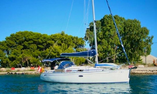Bavaria 33 Cruiser Cruising Monohull Rental In Saint-mandrier-sur-mer, France