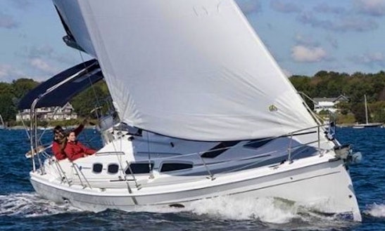 Charter 32' Modern Hunter Sailboat In Gloucester, Point Virginia