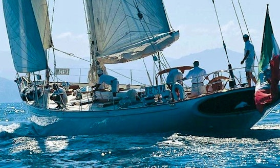 Classic Cruising Sloop