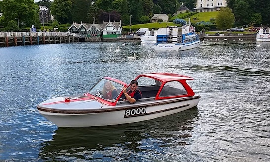 Hire Self Drive Electric Boat In Bowness-on-windermere, England