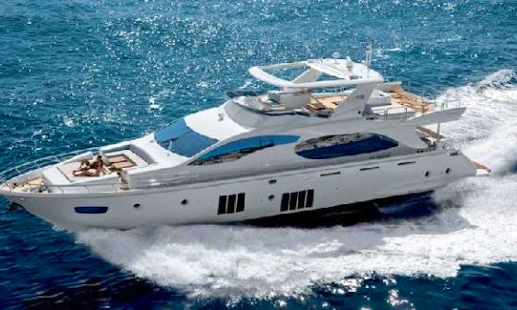 cost to rent mega yacht