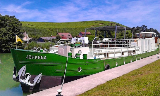 Relaxing Barge Cruises From July-october In France