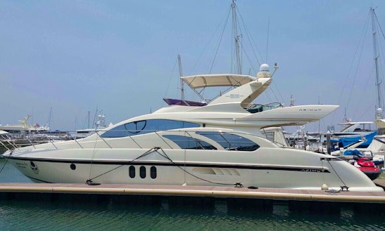 Charter Aimut Motor Yacht In Pattaya, Thailand