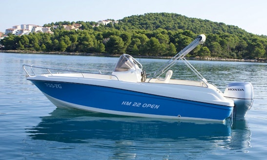 Rent 22' Hm Open Center Console In Splitsko-dalmatinska, Croatia
