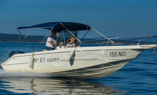 Rent 21' Capelli 21 Open Center Console In Novi Vinodolski, Croatia