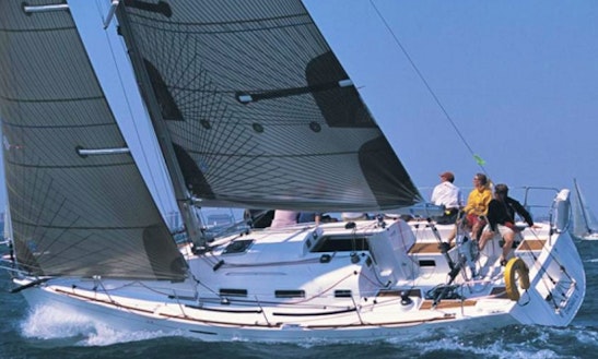Charter Beneteau First 36.7 Crusing Monohull In Medemblik, Netherlands