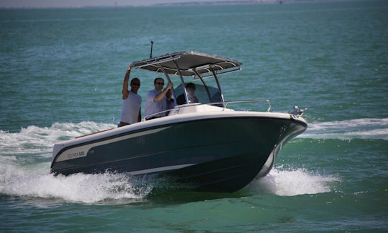 Rent 20' Ostrea 600 T Center Console In Saint-gilles Les Bains, Reunion