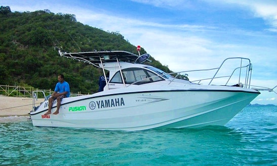 Enjoy 25 Ft Yamaha - Yf Charter In Muang Pattaya Chang Wat Chon Buri