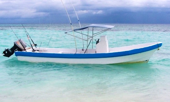 27' Center Console Captained Charter In Playa Del Carmen, Mexico