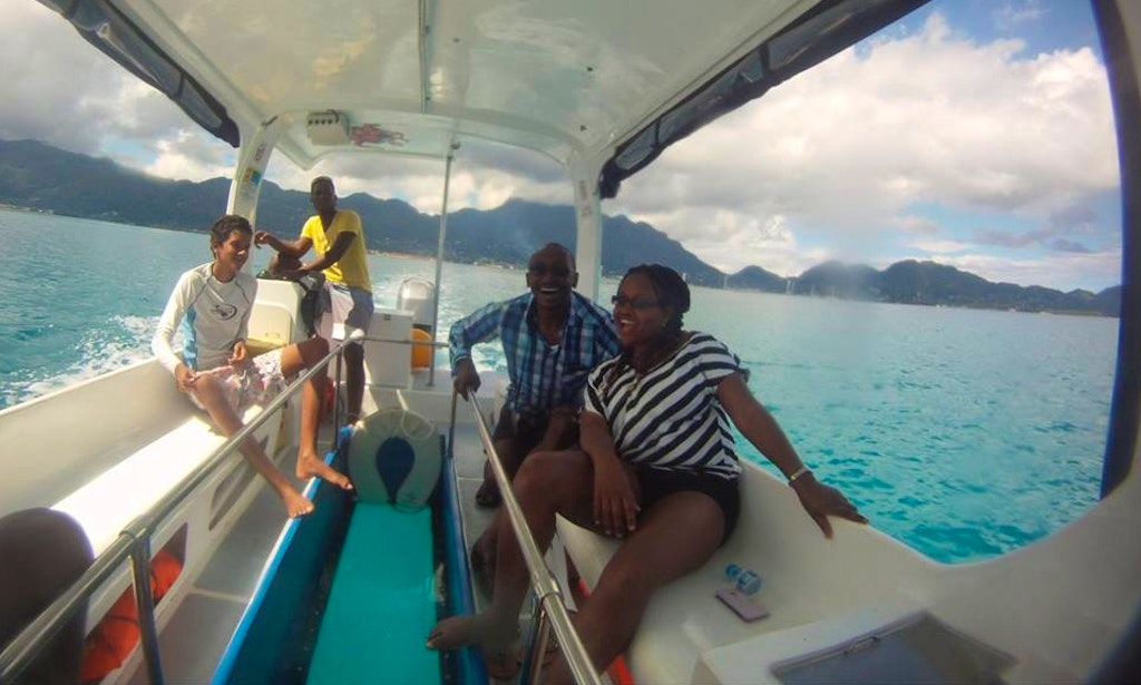 glass bottom boat victoria charter island hopper glass bottom boat in victoria glass bottom boat victoria charter island hopper glass bottom boat in victoria
