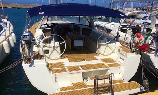 Sailing Yacht Charter Oceanis 45
