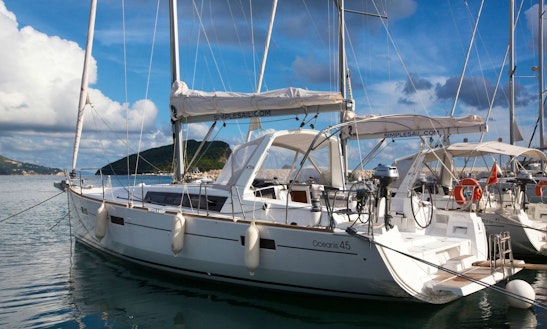 Charter 45' Beneteau Oceanis - Twist Cruising Monohull In Muo, Montenegro