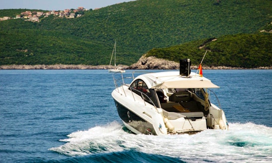 Charter 34' Beneteau - Gran Turismo Motor Yacht In Muo, Montenegro