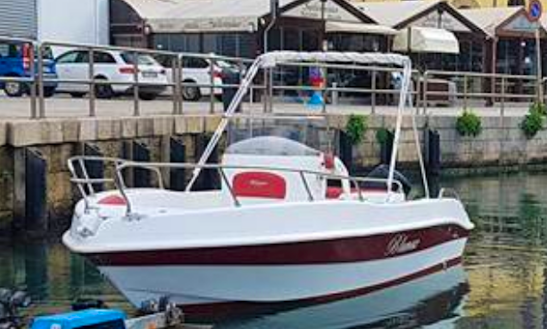 Charter A Center Console In Castellammare Del Golfo, Italy