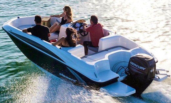 Explore Lake Washington And Lake Union On 16' Bayliner Element Bowrider