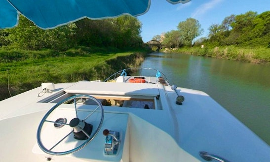The Cognac Short Break Cruise On A Spacious 3 Cabin Canal Boat