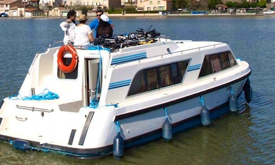 The Yonne Short Break Boat Cruise Aboad A 4 Person Canal Boat!