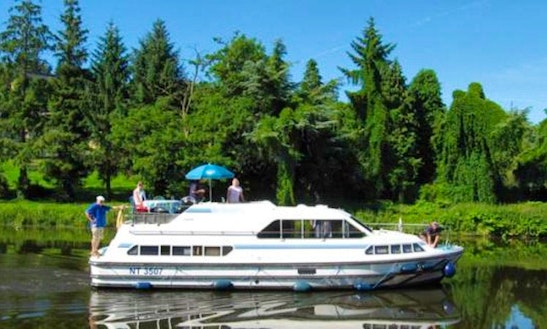 Enjoy Burgundy Vineyards Cruise On A